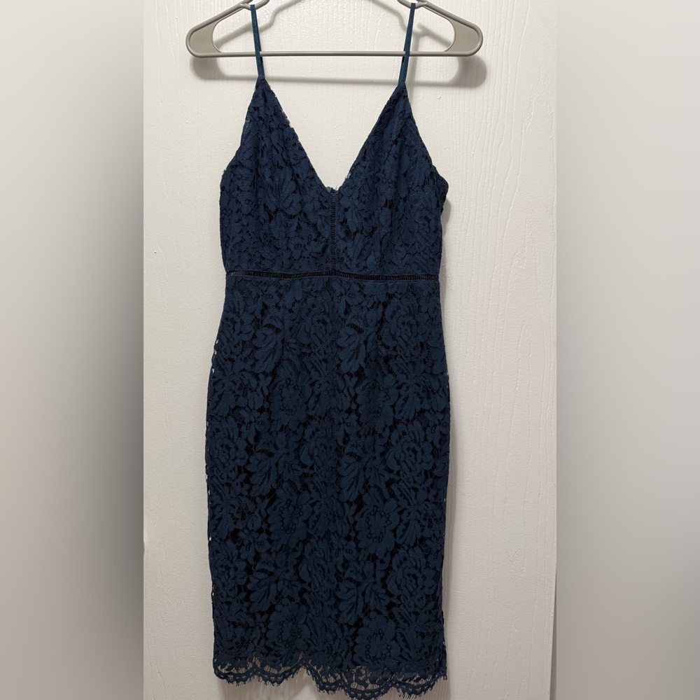 ASTR The Label Navy Blue Lace V-Neck Spaghetti-Strap Sheath Dress Size Small